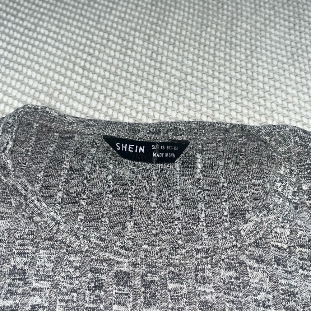 Shein Basic Gray Ribbed Tank Top Sz Xs - Picture 4 of 4